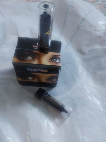 سرمه چشم باکیفیت مشکی وبدون ریزش